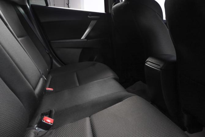 Mazda 3 II (BL) Рестайлинг с пробегом 2012 года, цена 1 169 000 рублей, 136050 км, хэтчбек, Автокод Объявления