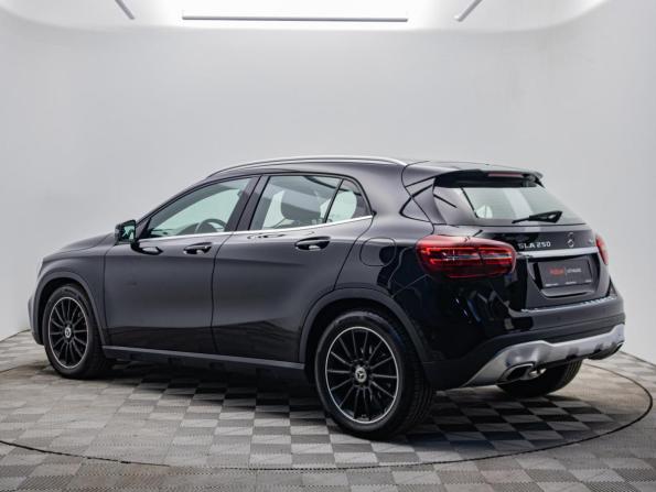 Mercedes-Benz GLA I (X156) Рестайлинг с пробегом 2018 года, цена 2 170 000 рублей, 119480 км, внедорожник, Автокод Объявления
