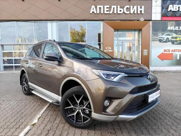 Toyota RAV4 IV (XA40) Рестайлинг с пробегом 2017 года, цена 2 761 500 рублей, 121877 км, внедорожник, Автокод Объявления