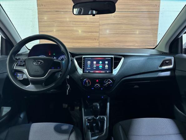Hyundai Solaris II с пробегом 2018 года, цена 1 159 000 рублей, 140000 км, седан, Автокод Объявления