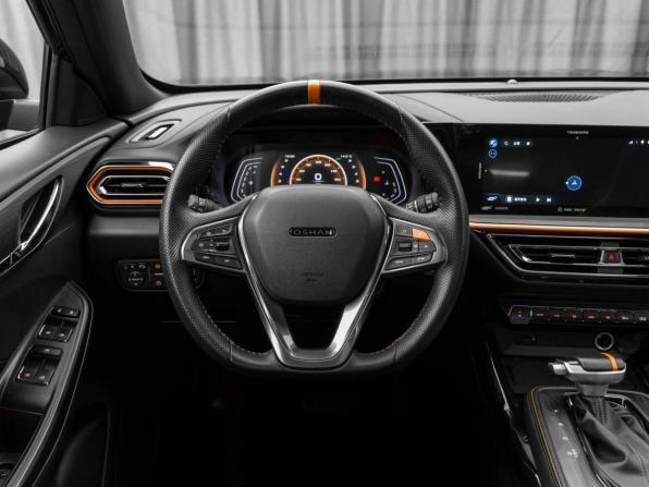 Oshan X5 с пробегом 2022 года, цена 2 150 000 рублей, 45030 км, внедорожник, Автокод Объявления