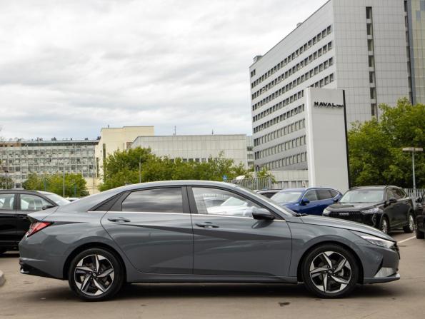 Hyundai Elantra VII (CN7) с пробегом 2023 года, цена 2 098 000 рублей, 30933 км, седан, Автокод Объявления