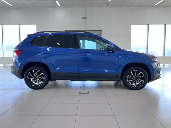 Skoda Karoq I с пробегом 2020 года, цена 1 990 000 рублей, 160121 км, внедорожник, Автокод Объявления