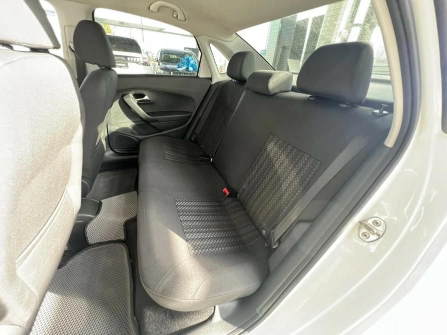 Volkswagen Polo V Рестайлинг Екатеринбург  - изображение 17