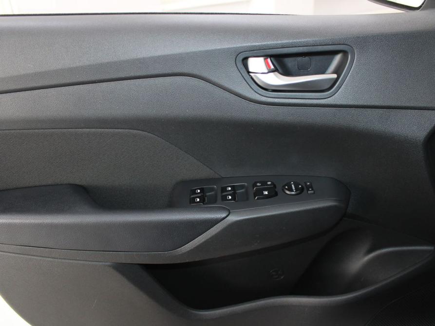 Hyundai Solaris II Рестайлинг Старый Оскол  - изображение 13