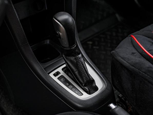 Suzuki Swift IV с пробегом 2011 года, цена 662 000 рублей, 221943 км, хэтчбек, Автокод Объявления