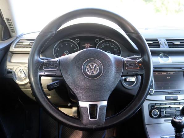 Volkswagen Passat B7 с пробегом 2011 года, цена 685 000 рублей, 290000 км, седан, Автокод Объявления