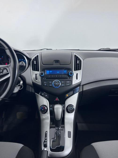 Chevrolet Cruze I Рестайлинг Ростов-на-Дону  - изображение 12