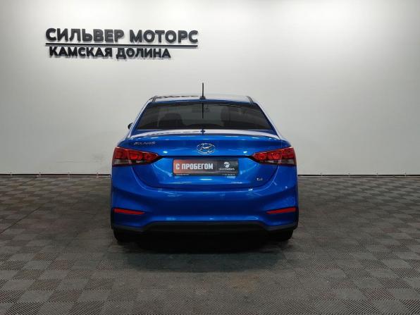 Hyundai Solaris II с пробегом 2017 года, цена 1 300 000 рублей, 98826 км, седан, Автокод Объявления
