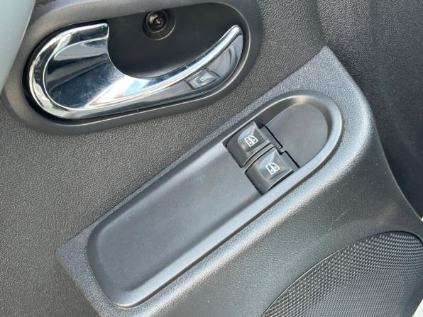 Nissan Terrano III (D10) с пробегом 2019 года, цена 1 280 000 рублей, 93499 км, внедорожник, Автокод Объявления