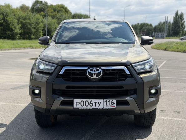 Toyota Hilux VIII Рестайлинг 2 с пробегом 2022 года, цена 6 650 000 рублей, 72272 км, offers.body_type.unknown, Автокод Объявления
