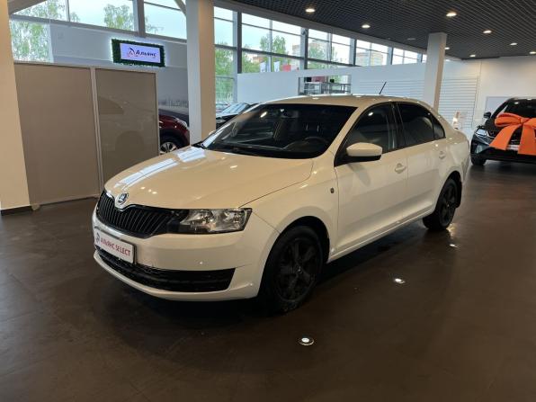 Skoda Rapid I с пробегом 2014 года, цена 495 000 рублей, 211030 км, лифтбек, Автокод Объявления