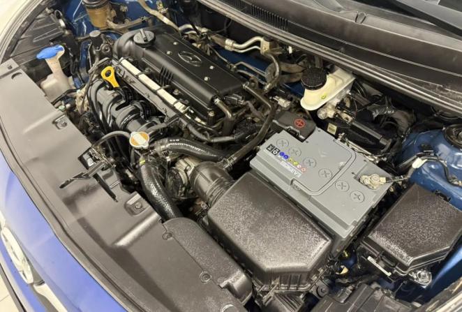 Hyundai Solaris I с пробегом 2012 года, цена 830 000 рублей, 171232 км, седан, Автокод Объявления
