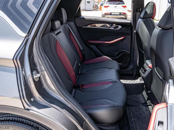 Geely Coolray I Рестайлинг с пробегом 2023 года, цена 2 341 000 рублей, 50212 км, внедорожник, Автокод Объявления