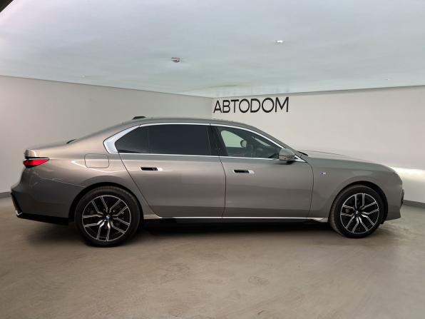 BMW 7 серии VII (G70) с пробегом 2024 года, цена 13 600 000 рублей, 13815 км, седан, Автокод Объявления