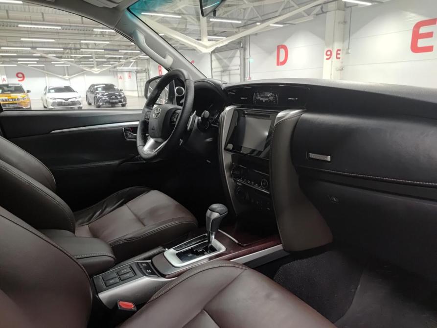 Toyota Fortuner II Казань  - изображение 13