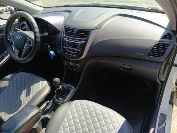 Hyundai Solaris I Рестайлинг с пробегом 2015 года, цена 839 000 рублей, 163272 км, седан, Автокод Объявления