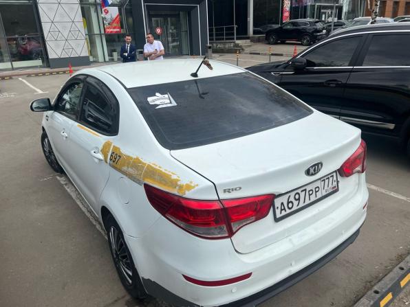 Kia Rio III Рестайлинг с пробегом 2016 года, цена 400 000 рублей, 376131 км, седан, Автокод Объявления