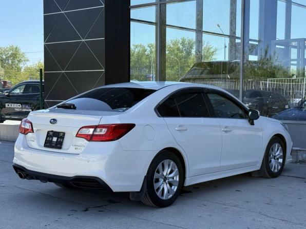 Subaru Legacy VI Рестайлинг с пробегом 2018 года, цена 1 680 000 рублей, 195687 км, седан, Автокод Объявления