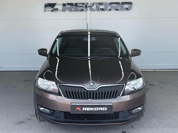 Skoda Rapid I Рестайлинг с пробегом 2019 года, цена 1 299 000 рублей, 141482 км, лифтбек, Автокод Объявления