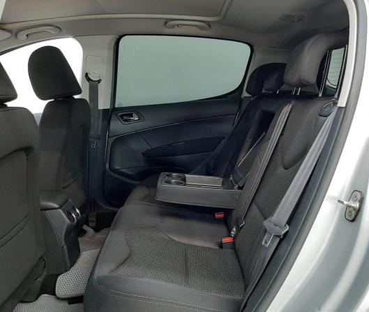 Peugeot 308 I Рестайлинг с пробегом 2013 года, цена 590 000 рублей, 226001 км, хэтчбек, Автокод Объявления