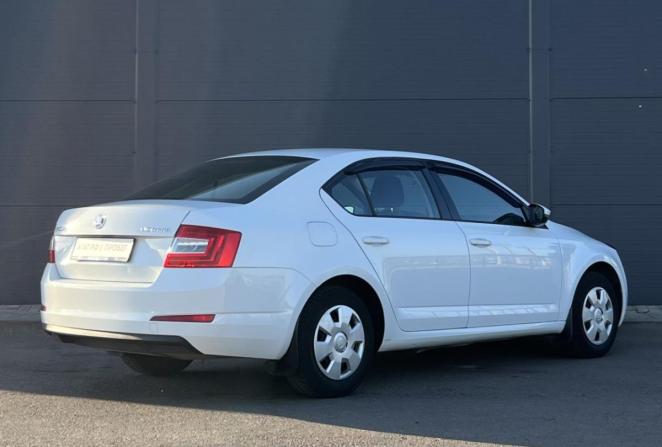 Skoda Octavia III (A7) с пробегом 2016 года, цена 1 000 000 рублей, 207441 км, лифтбек, Автокод Объявления
