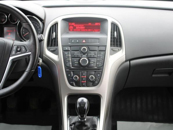 Opel Astra J с пробегом 2011 года, цена 726 180 рублей, 169000 км, хэтчбек, Автокод Объявления