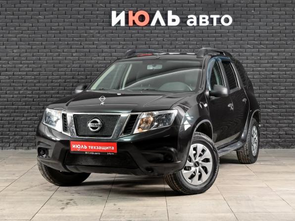 Nissan Terrano III (D10) с пробегом 2015 года, цена 1 100 000 рублей, 129122 км, внедорожник, Автокод Объявления