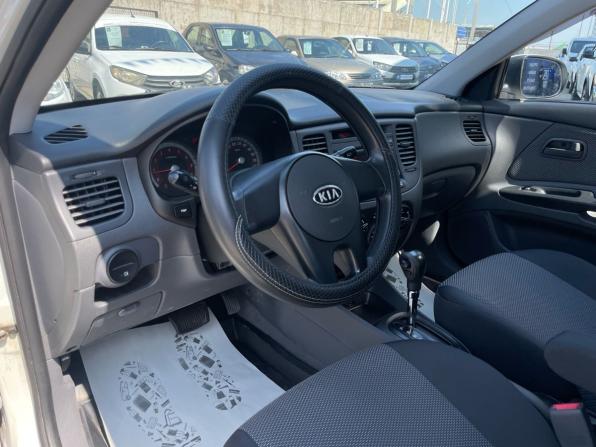Kia Rio II Рестайлинг с пробегом 2010 года, цена 620 000 рублей, 126000 км, хэтчбек, Автокод Объявления