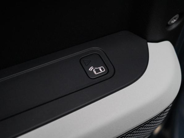 Land Rover Defender II с пробегом 2020 года, цена 4 370 000 рублей, 104400 км, внедорожник, Автокод Объявления