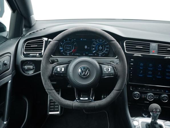 Volkswagen Golf R VII Рестайлинг с пробегом 2019 года, цена 3 550 000 рублей, 151744 км, хэтчбек, Автокод Объявления