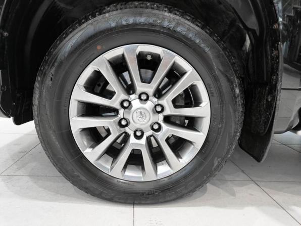 Toyota Land Cruiser Prado 150 Series Рестайлинг 2 с пробегом 2019 года, цена 3 750 000 рублей, 334578 км, внедорожник, Автокод Объявления