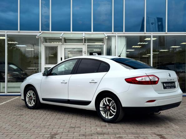 Renault Fluence I Рестайлинг с пробегом 2014 года, цена 773 000 рублей, 135968 км, седан, Автокод Объявления