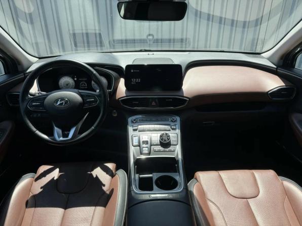 Hyundai Santa Fe IV Рестайлинг с пробегом 2021 года, цена 3 399 000 рублей, 110800 км, внедорожник, Автокод Объявления