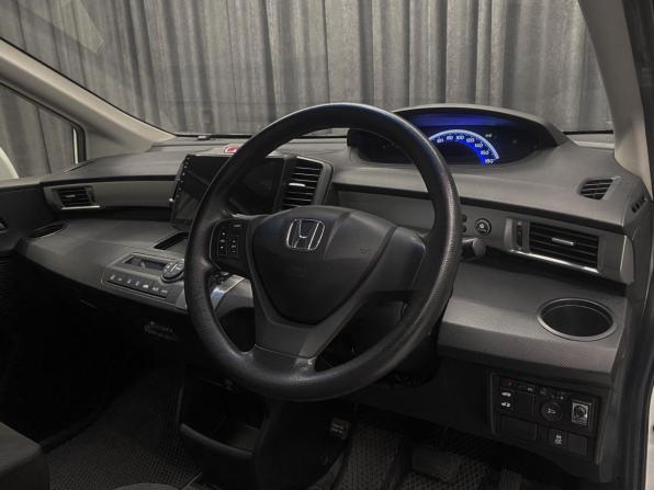 Honda Freed I Рестайлинг с пробегом 2014 года, цена 1 190 000 рублей, 151000 км, компактвэн, Автокод Объявления
