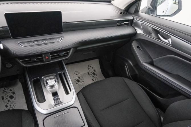 Haval Jolion I Рестайлинг с пробегом 2024 года, цена 1 819 000 рублей, 90000 км, внедорожник, Автокод Объявления