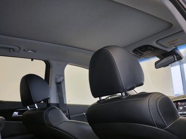 Kia Sorento III Prime Рестайлинг с пробегом 2018 года, цена 3 300 000 рублей, 192263 км, внедорожник, Автокод Объявления