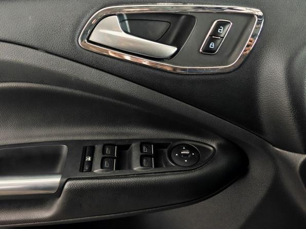 Ford Kuga II с пробегом 2013 года, цена 970 000 рублей, 197000 км, внедорожник, Автокод Объявления