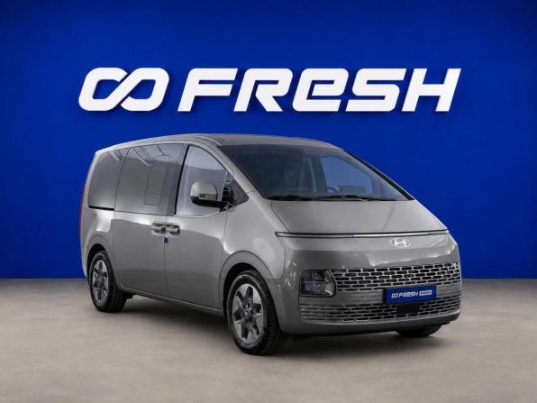 Hyundai Staria I с пробегом 2025 года, цена 6 258 888 рублей, 884 км, минивэн, Автокод Объявления