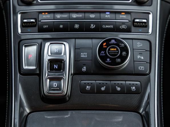 Hyundai Santa Fe IV Рестайлинг с пробегом 2021 года, цена 3 138 000 рублей, 90517 км, внедорожник, Автокод Объявления
