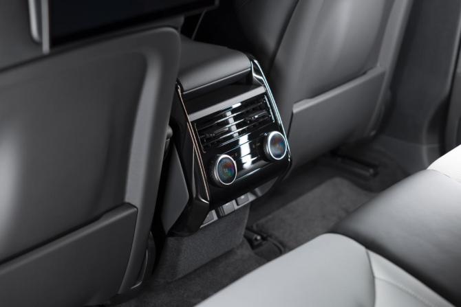 Новый Land Rover Range Rover Sport III 2025 года, цена 26 933 900 рублей, внедорожник, Автокод Объявления