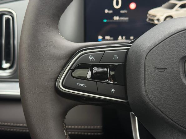 Geely Monjaro I Рестайлинг с пробегом 2026 года, цена 4 250 000 рублей, 10 км, внедорожник, Автокод Объявления
