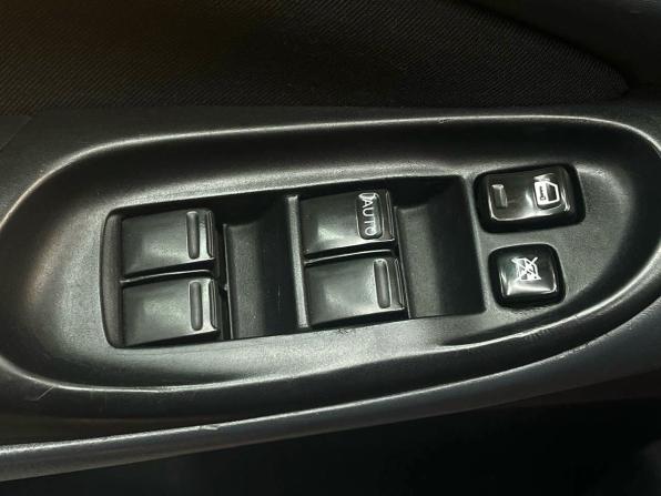 Nissan Almera II (N16) Рестайлинг с пробегом 2005 года, цена 469 900 рублей, 279000 км, седан, Автокод Объявления