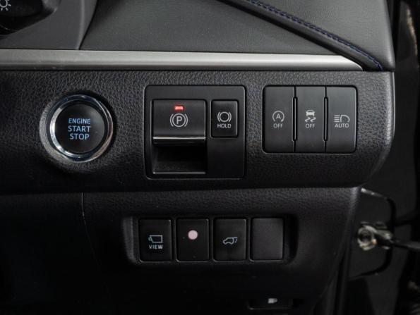 Toyota Harrier III (XU60) Рестайлинг с пробегом 2019 года, цена 3 079 000 рублей, 70256 км, внедорожник, Автокод Объявления