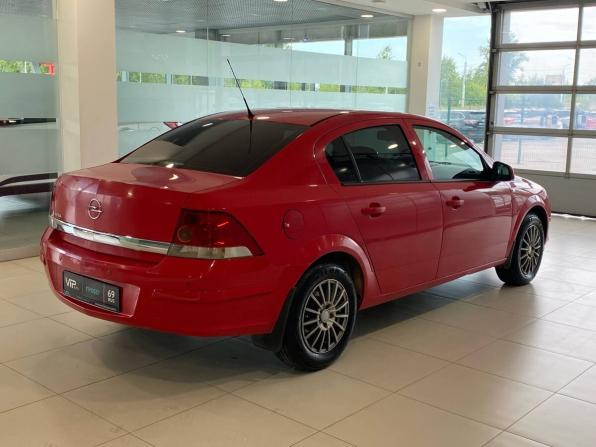 Opel Astra H Рестайлинг с пробегом 2011 года, цена 775 000 рублей, 209969 км, седан, Автокод Объявления