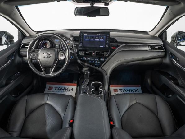 Toyota Camry VIII (XV70) Рестайлинг с пробегом 2021 года, цена 3 200 000 рублей, 27755 км, седан, Автокод Объявления