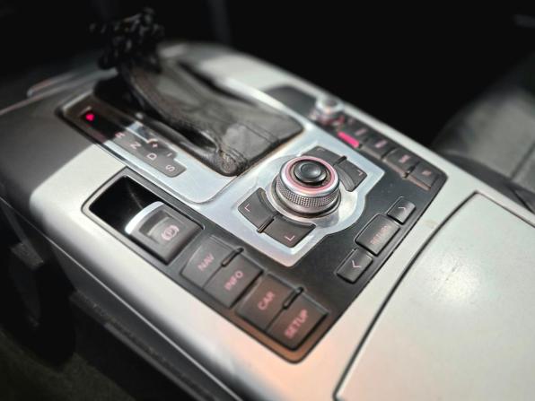 Audi A6 III (C6) Рестайлинг с пробегом 2009 года, цена 1 029 000 рублей, 306000 км, универсал, Автокод Объявления