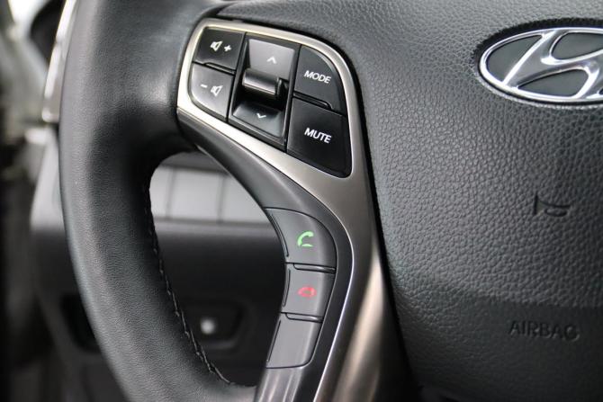 Hyundai Grandeur V с пробегом 2012 года, цена 1 335 350 рублей, 244386 км, седан, Автокод Объявления