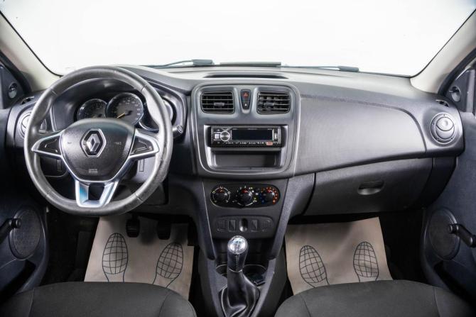 Renault Logan II Рестайлинг с пробегом 2019 года, цена 599 000 рублей, 235000 км, седан, Автокод Объявления
