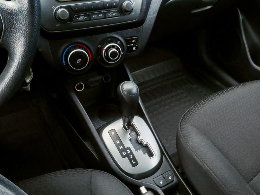 Kia Rio III Екатеринбург  - изображение 9
